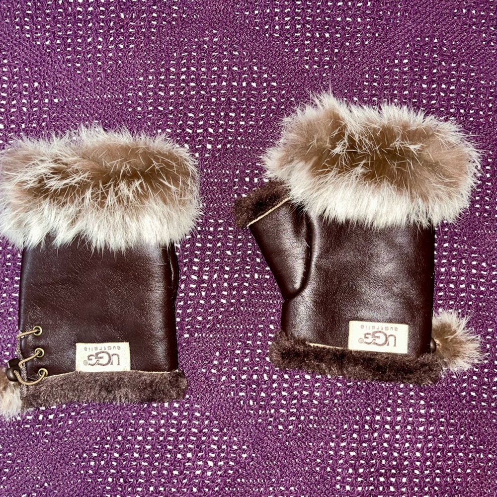 UGG Chocolate Hand Warmers with Plush Trim & faux fur